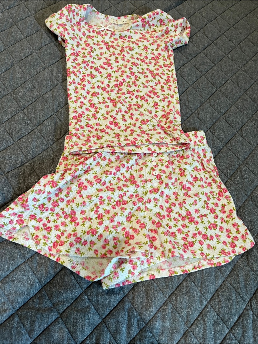 Copper Key Pajamas Set—Red/pink floral